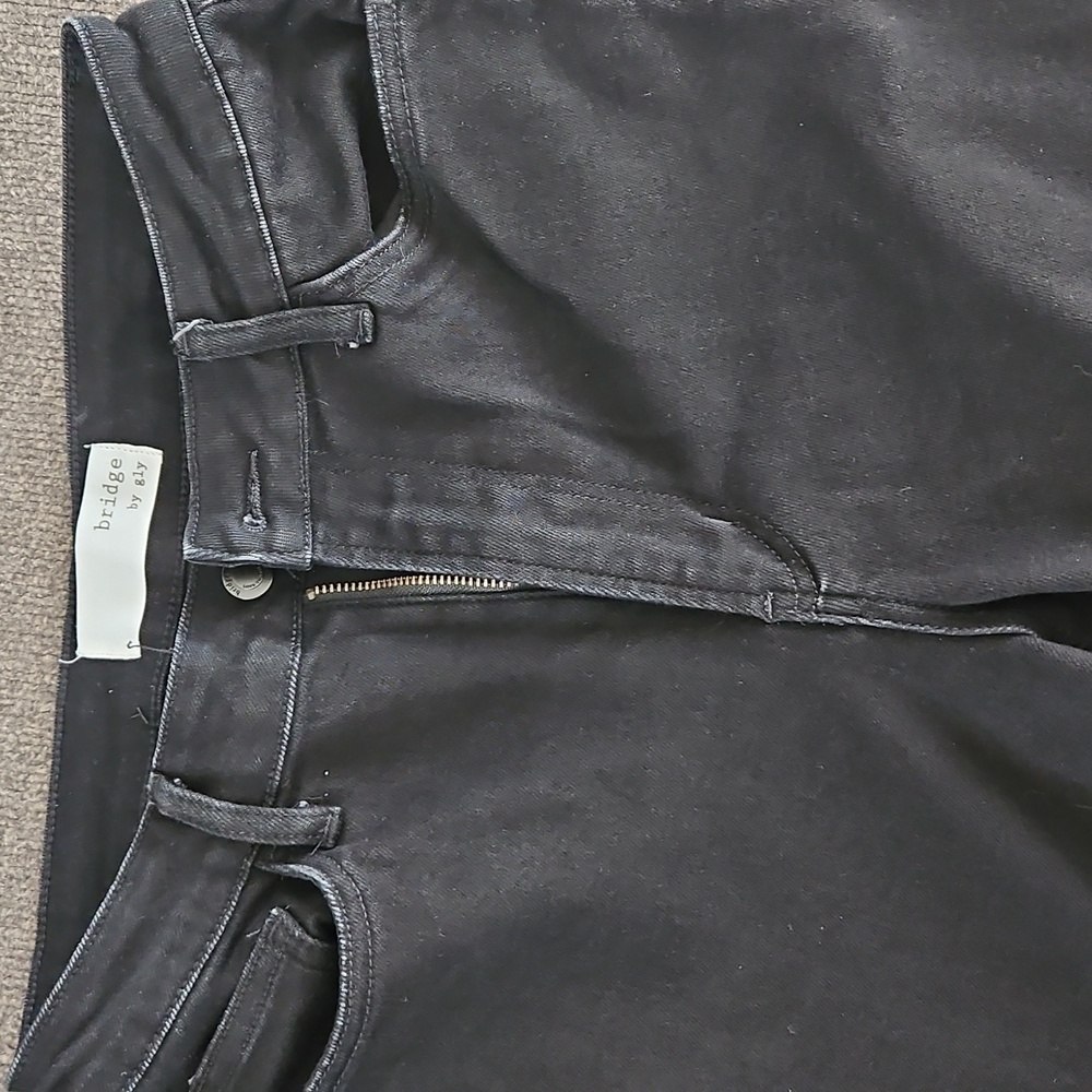 Ultra high rise wide leg jean - Picture 3 of 3